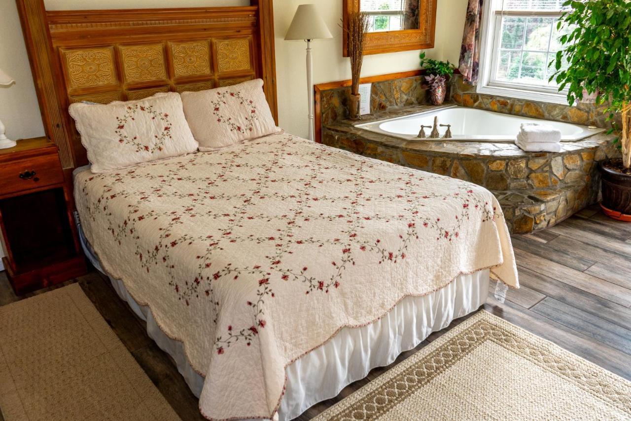The Chimney Rock Inn & Cottages Exteriér fotografie