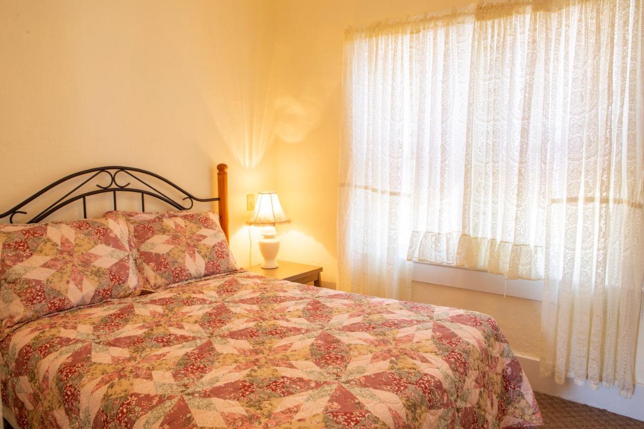 The Chimney Rock Inn & Cottages Exteriér fotografie