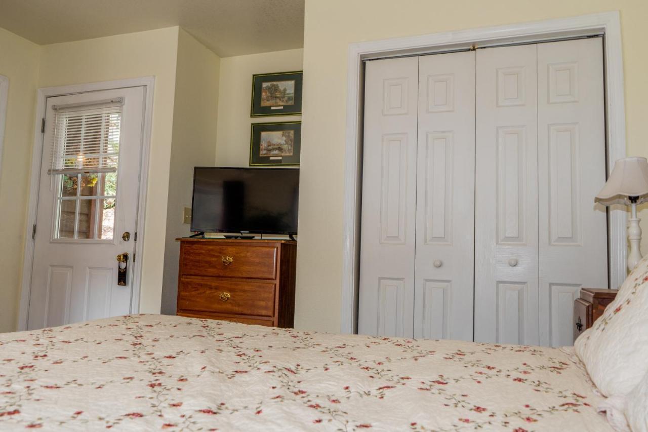 The Chimney Rock Inn & Cottages Exteriér fotografie